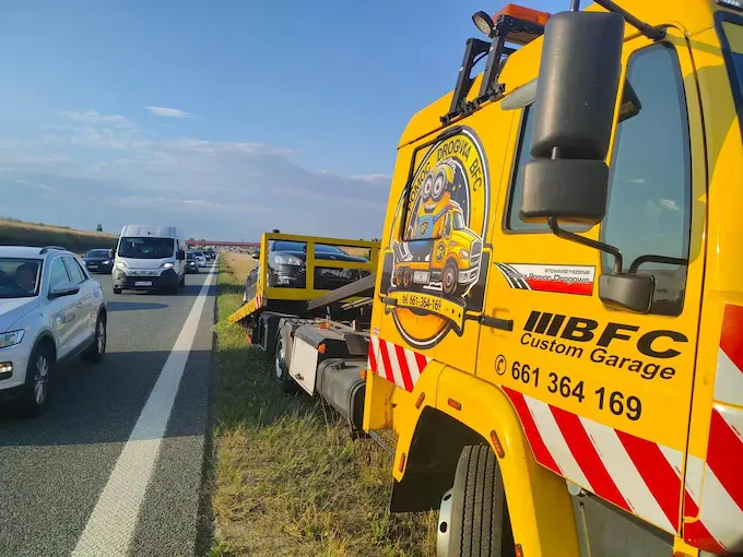 Ile kosztuje laweta z autostrady A1